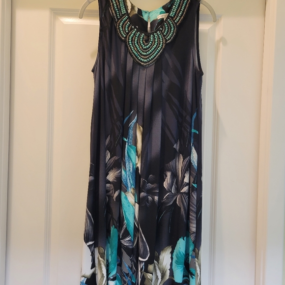 Sleeveless Black Dress with Beaded Neckline By Sandra Darren Size 10 - Picture 9 of 9